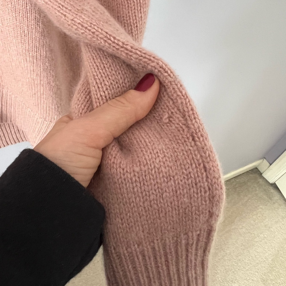 Baby Pink 100% Cashmere Turtleneck - Picture 5 of 8